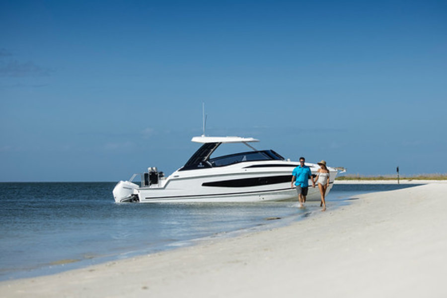 catamaran-motor-alquiler-denia-10 catamaran-motor-alquiler-denia-10